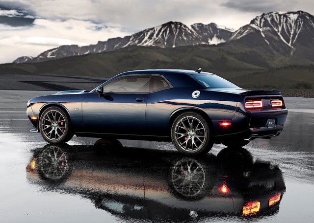 Dodge Challenger Srt photo 31