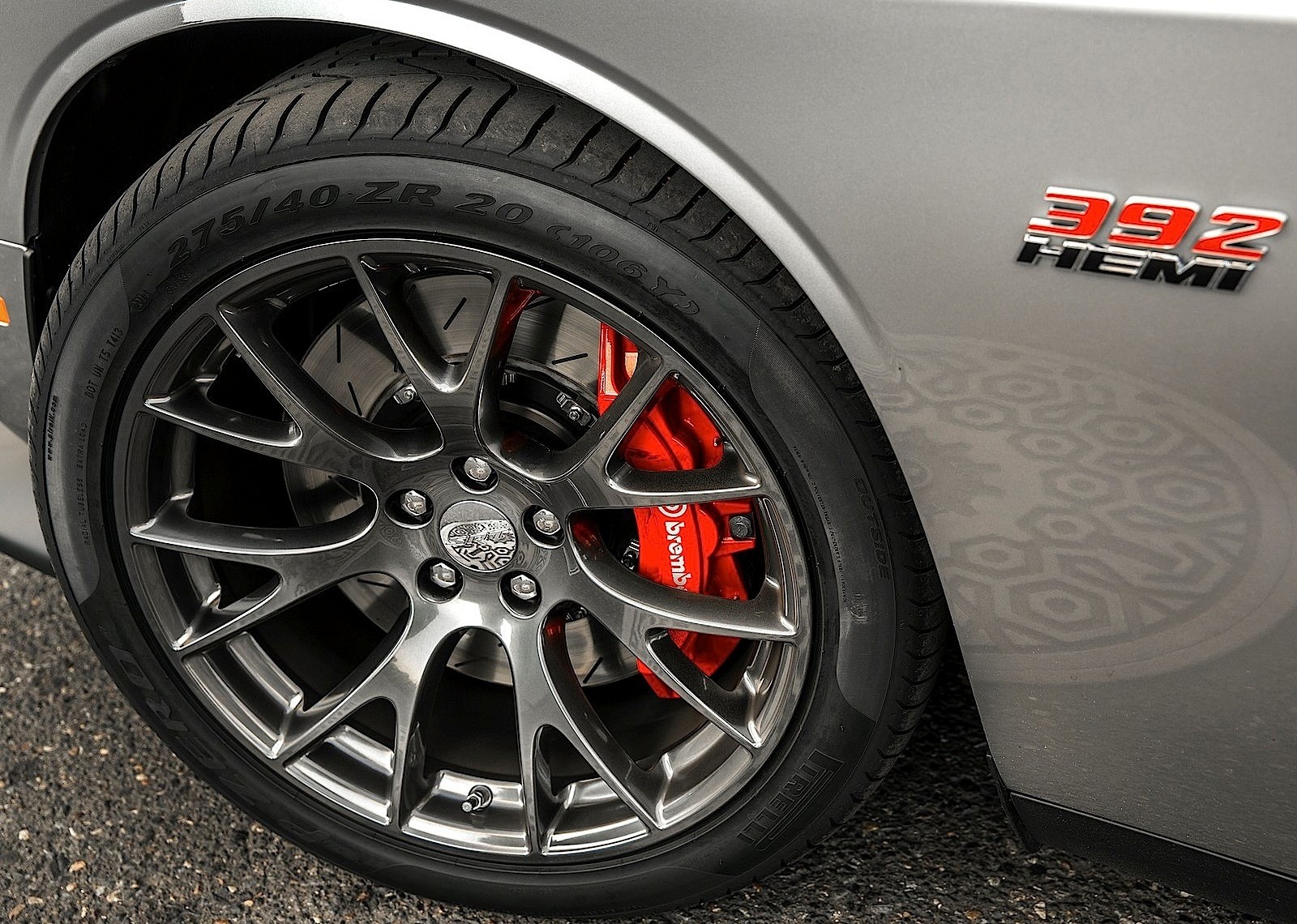 Dodge Challenger Srt photo 37