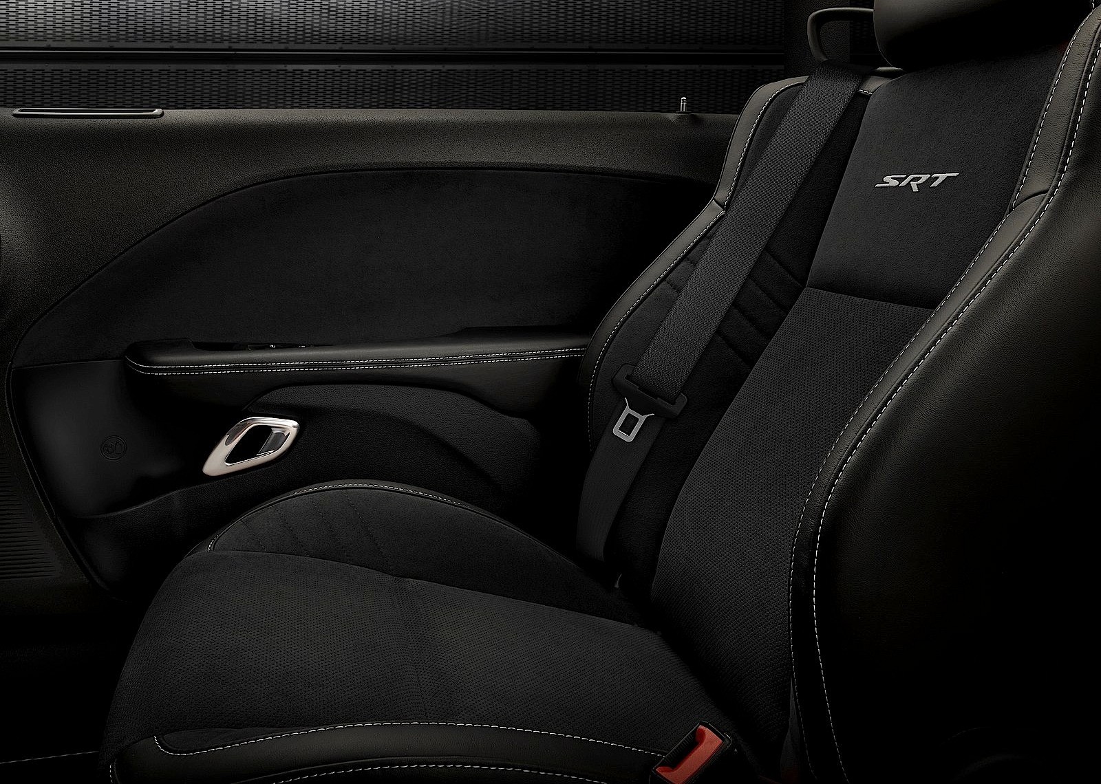 Dodge Challenger Srt photo 91