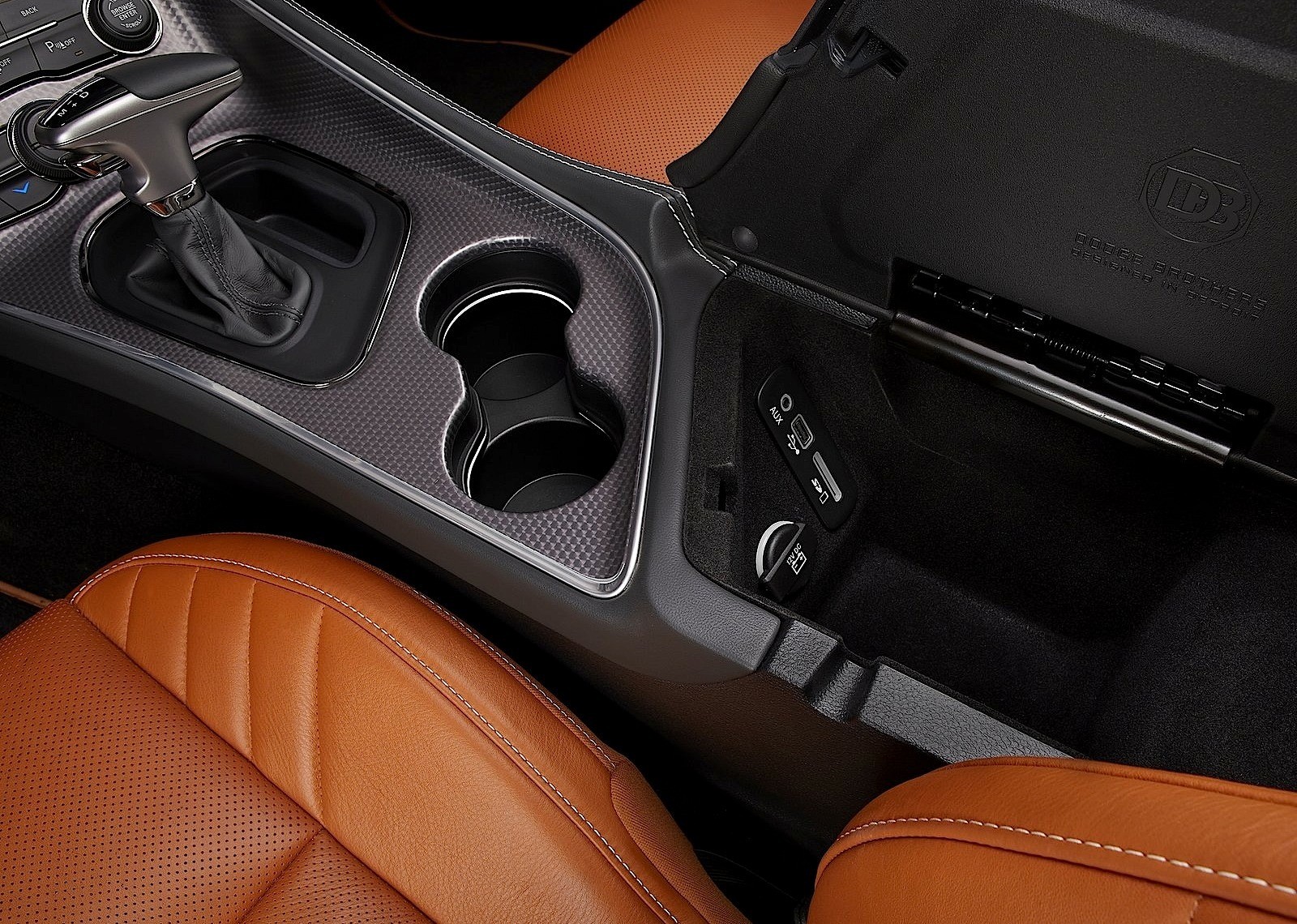 Dodge Challenger Srt photo 94