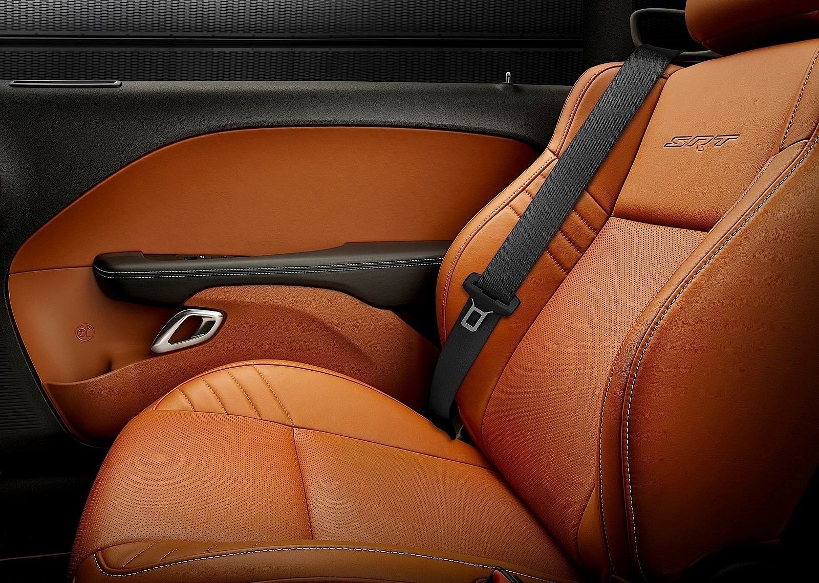 Dodge Challenger Srt photo 102