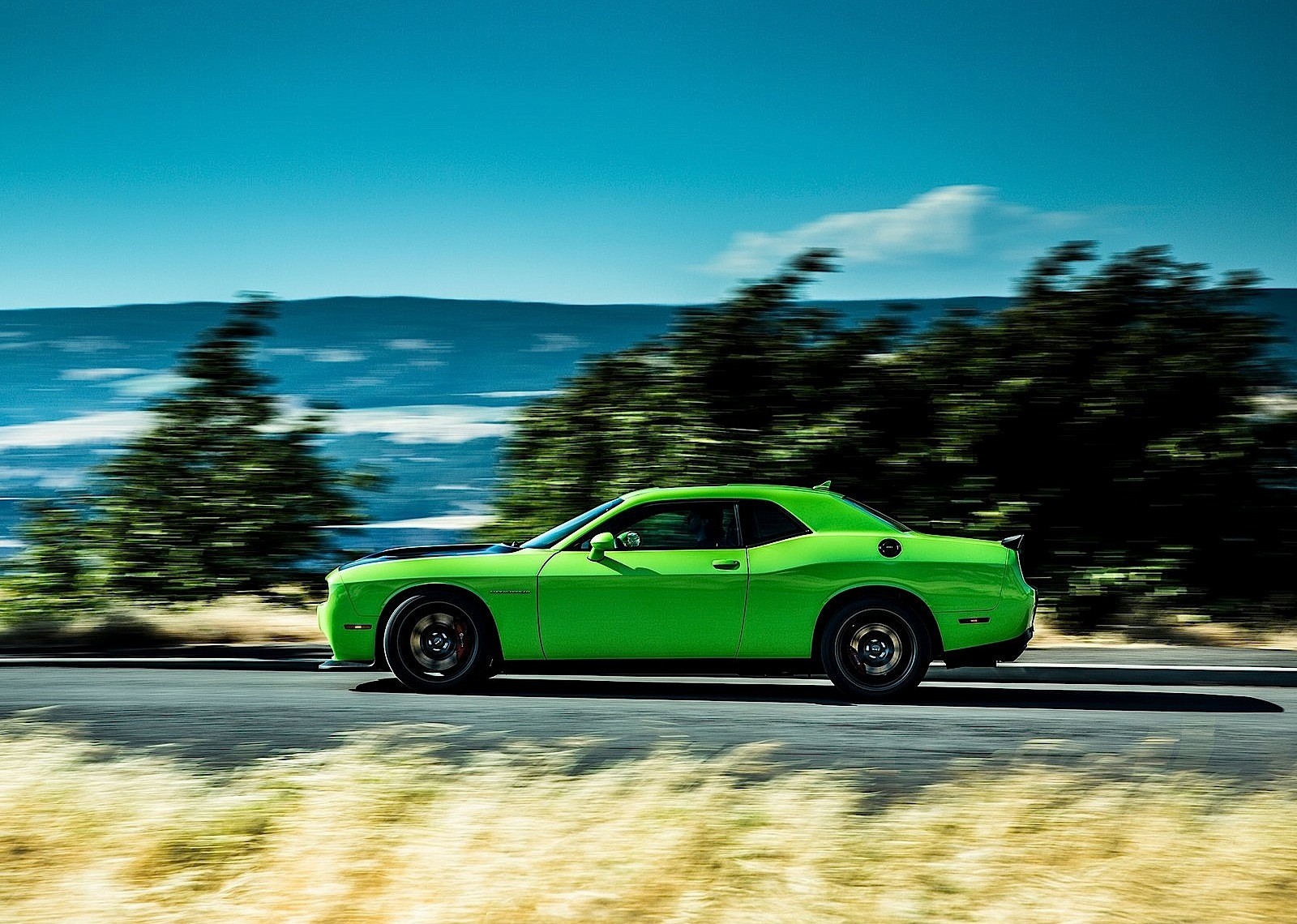 Dodge Challenger Srt photo 49