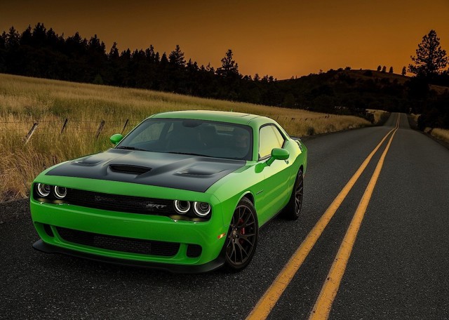 Dodge Challenger Srt photo 62