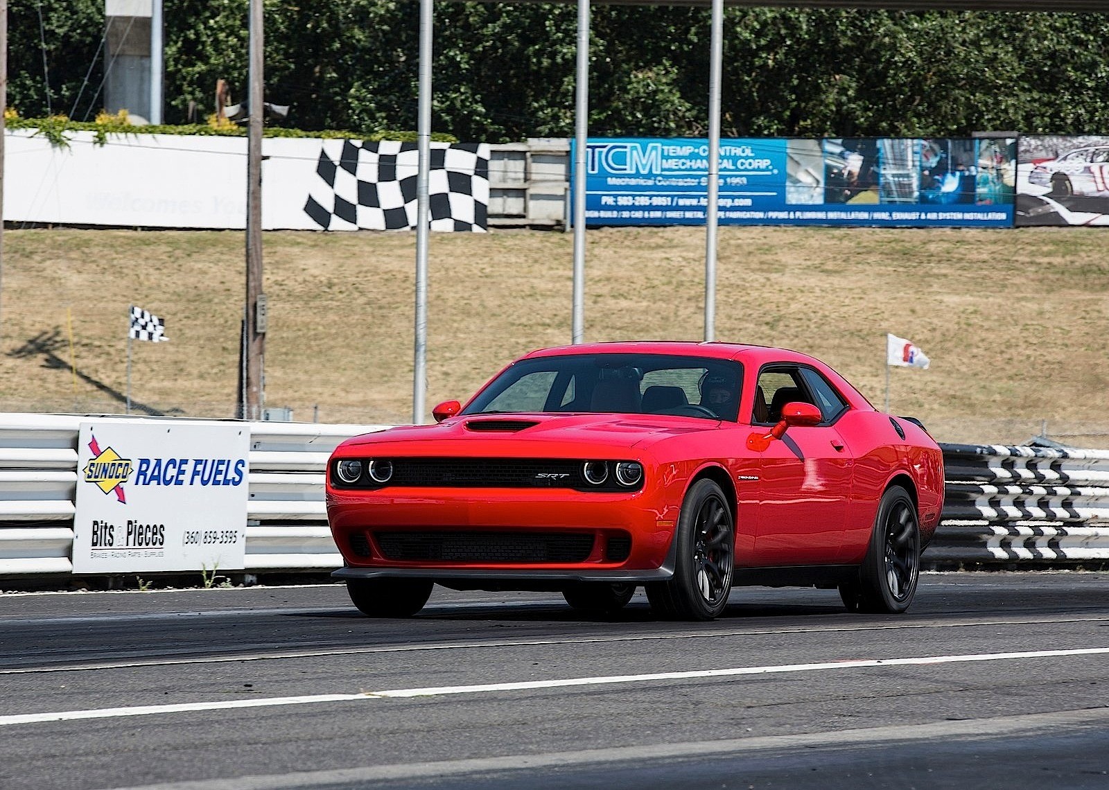 Dodge Challenger Srt photo 71