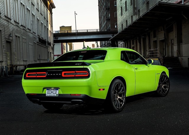 Dodge Challenger Srt photo 76