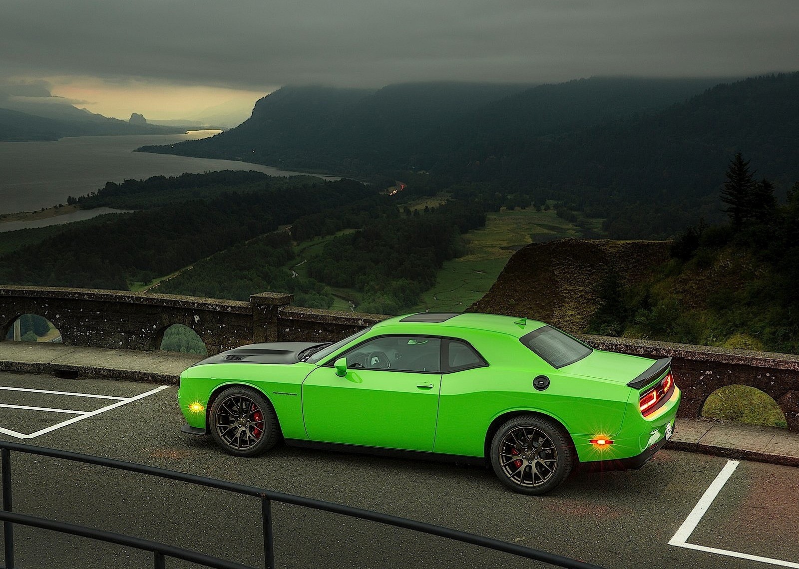 Dodge Challenger Srt photo 81