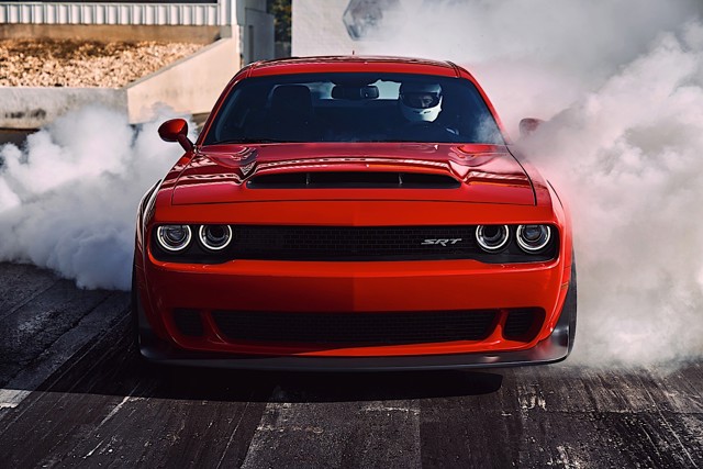 Dodge Challenger Srt photo 3