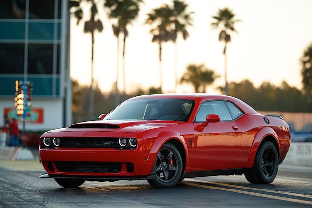 Dodge Challenger Srt photo 24