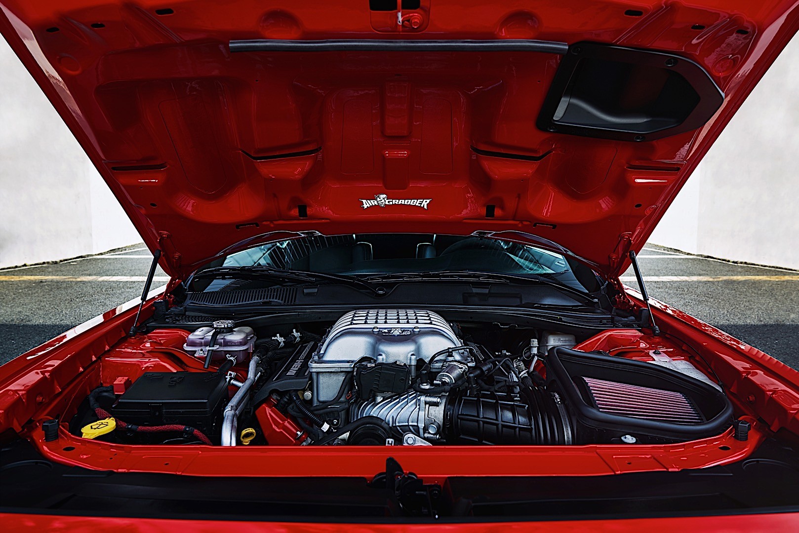 Dodge Challenger Srt photo 39