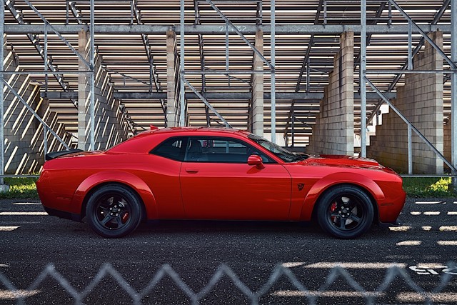 DODGE Challenger SRT