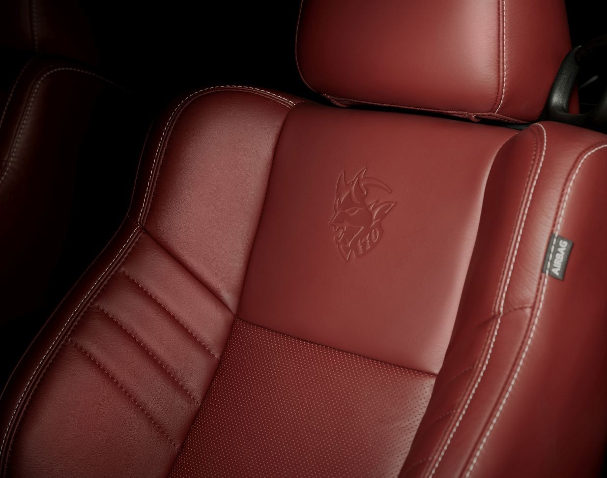 Dodge Challenger Srt photo 51