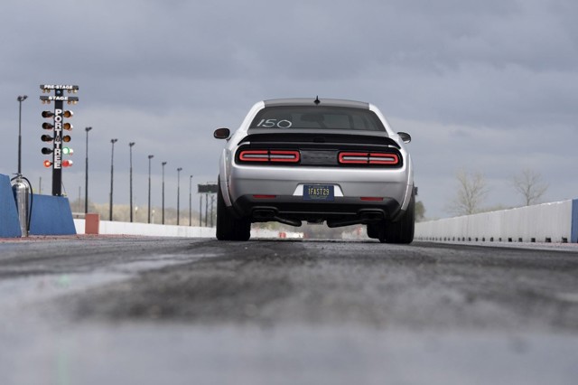 Dodge Challenger Srt photo 15