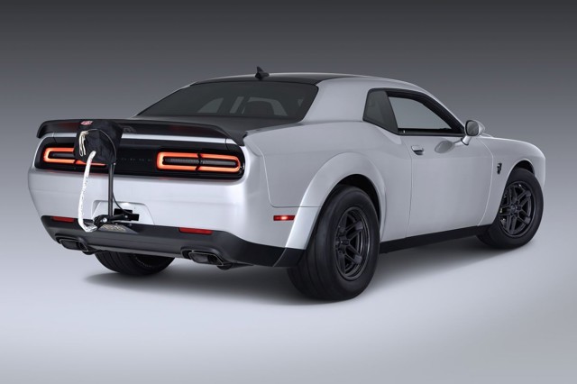 Dodge Challenger Srt photo 22