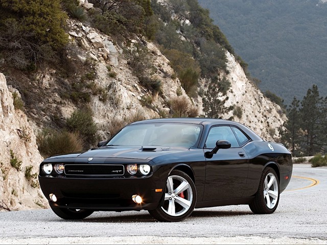 Dodge Challenger Srt photo 6