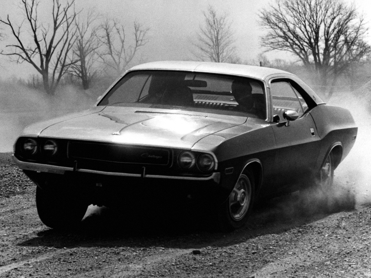 Dodge Challenger photo 21