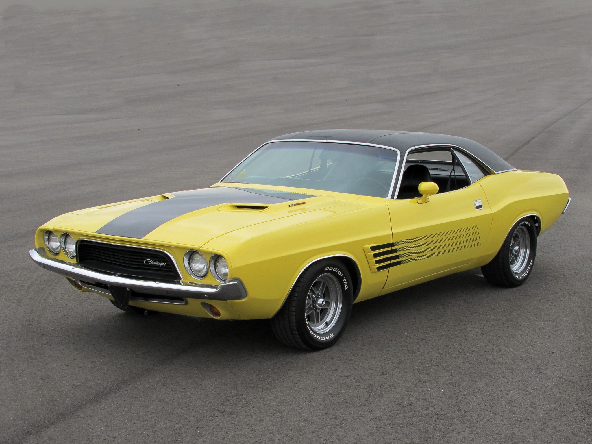 Dodge Challenger photo 26