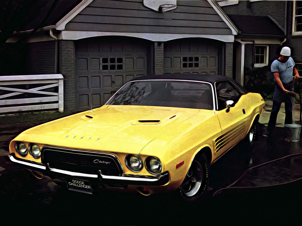 Dodge Challenger photo 33