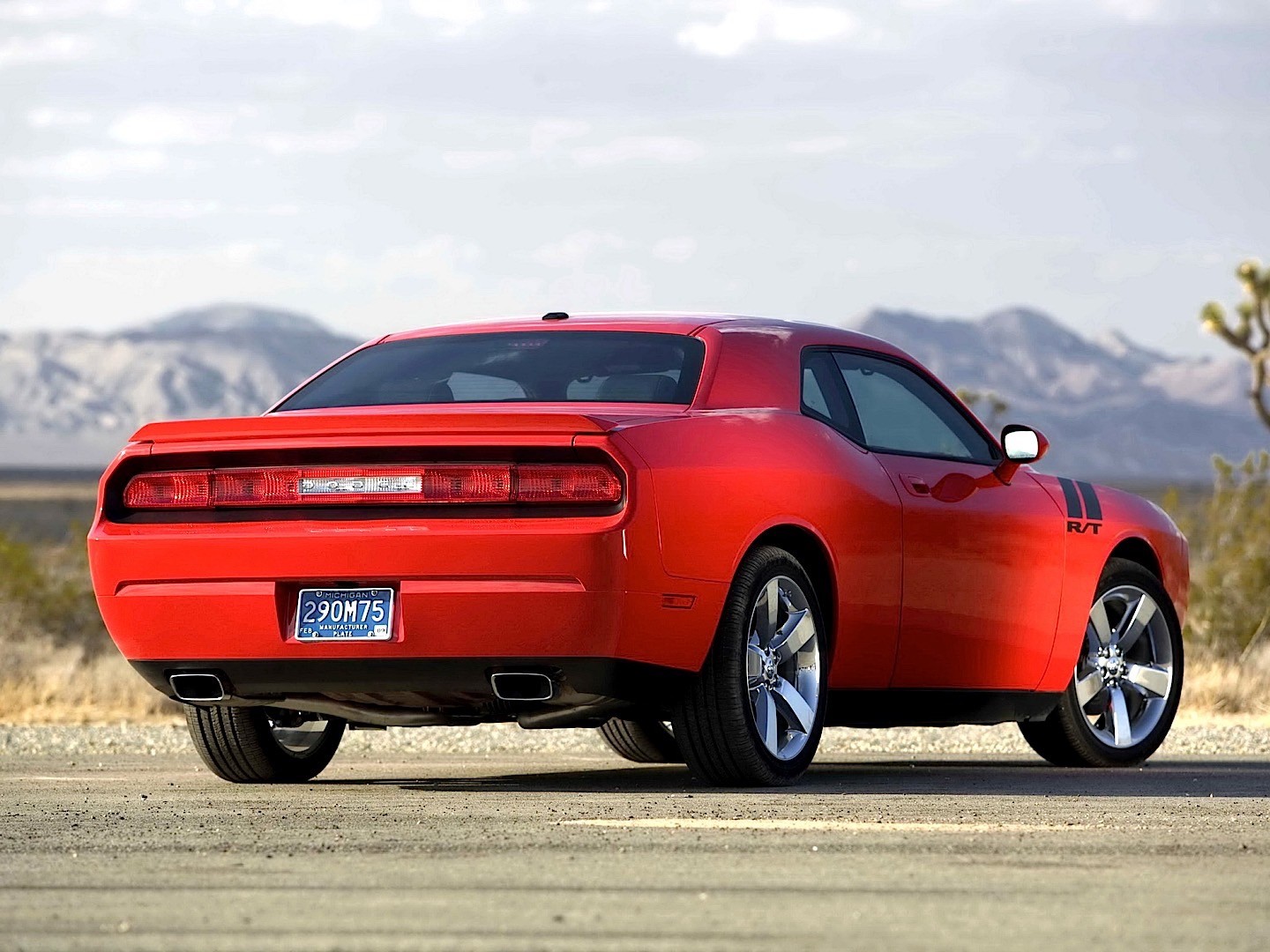 Dodge Challenger photo 91