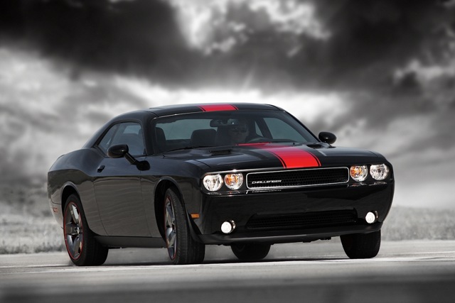 Dodge Challenger photo 11