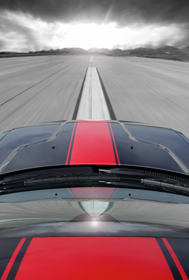 Dodge Challenger photo 13