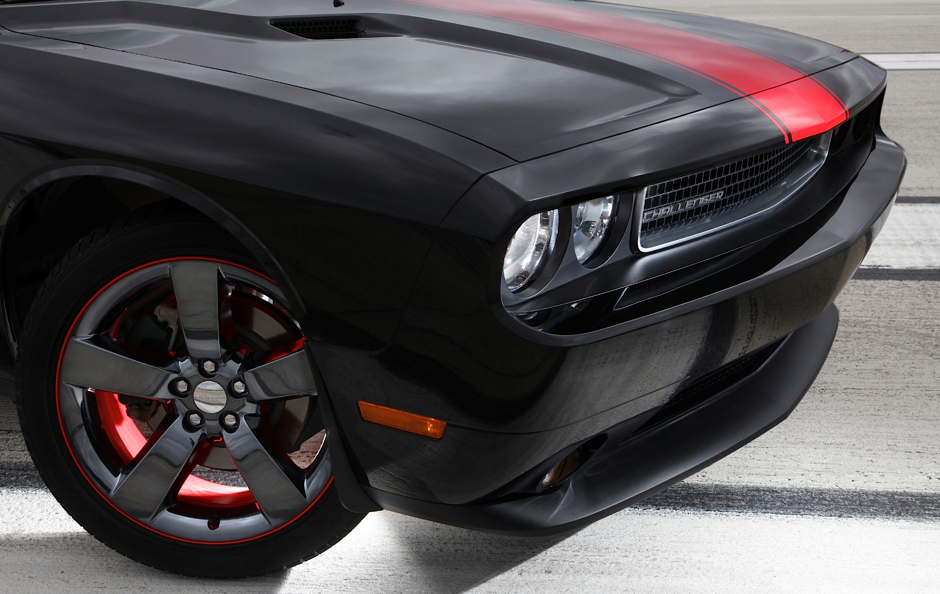 Dodge Challenger photo 15