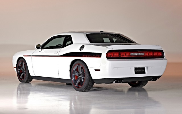 Dodge Challenger photo 33