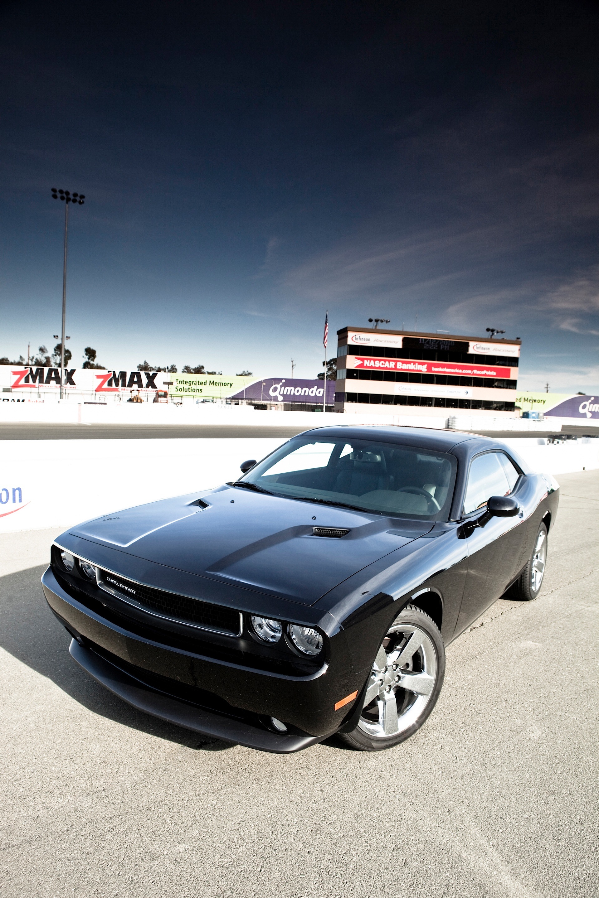 Dodge Challenger photo 48