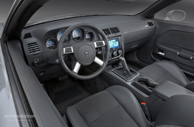 Dodge Challenger photo 106