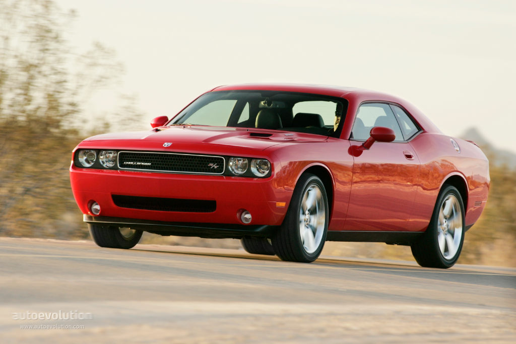 Dodge Challenger photo 4