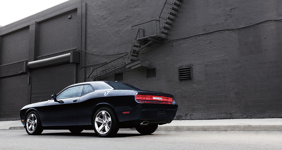 Dodge Challenger photo 7
