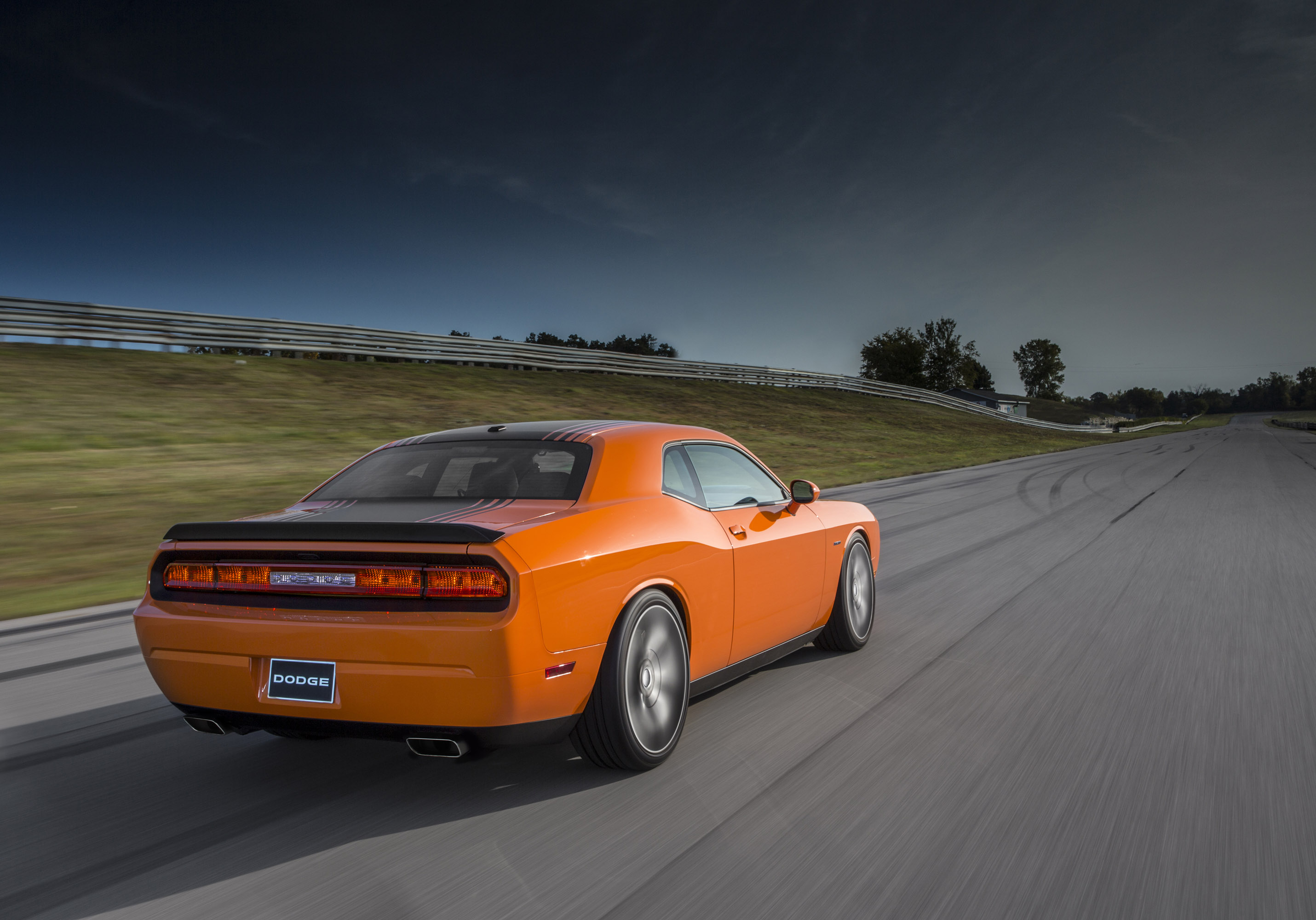 Dodge Challenger photo 63