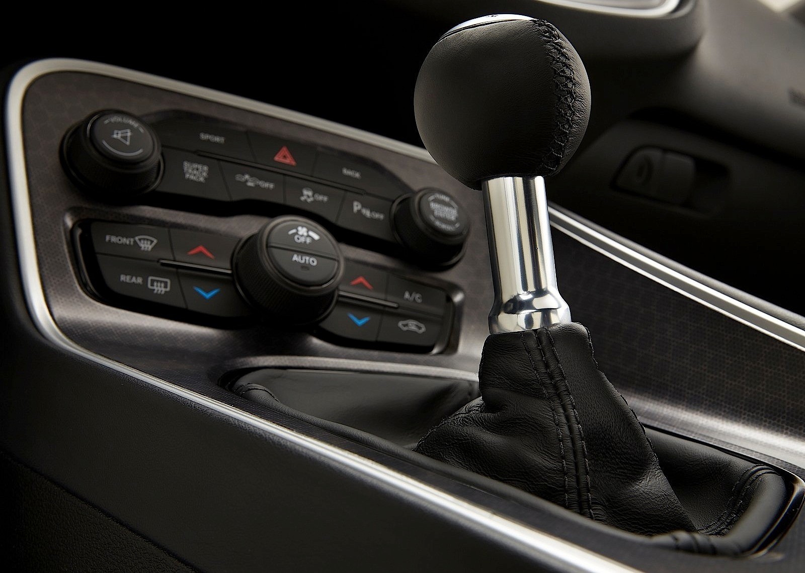 Dodge Challenger photo 120