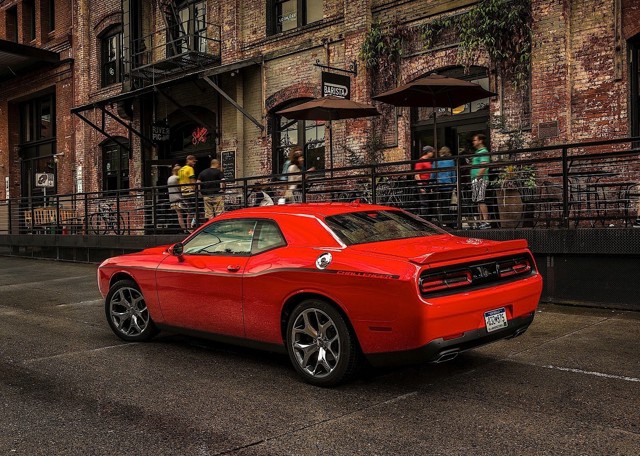 Dodge Challenger photo 76