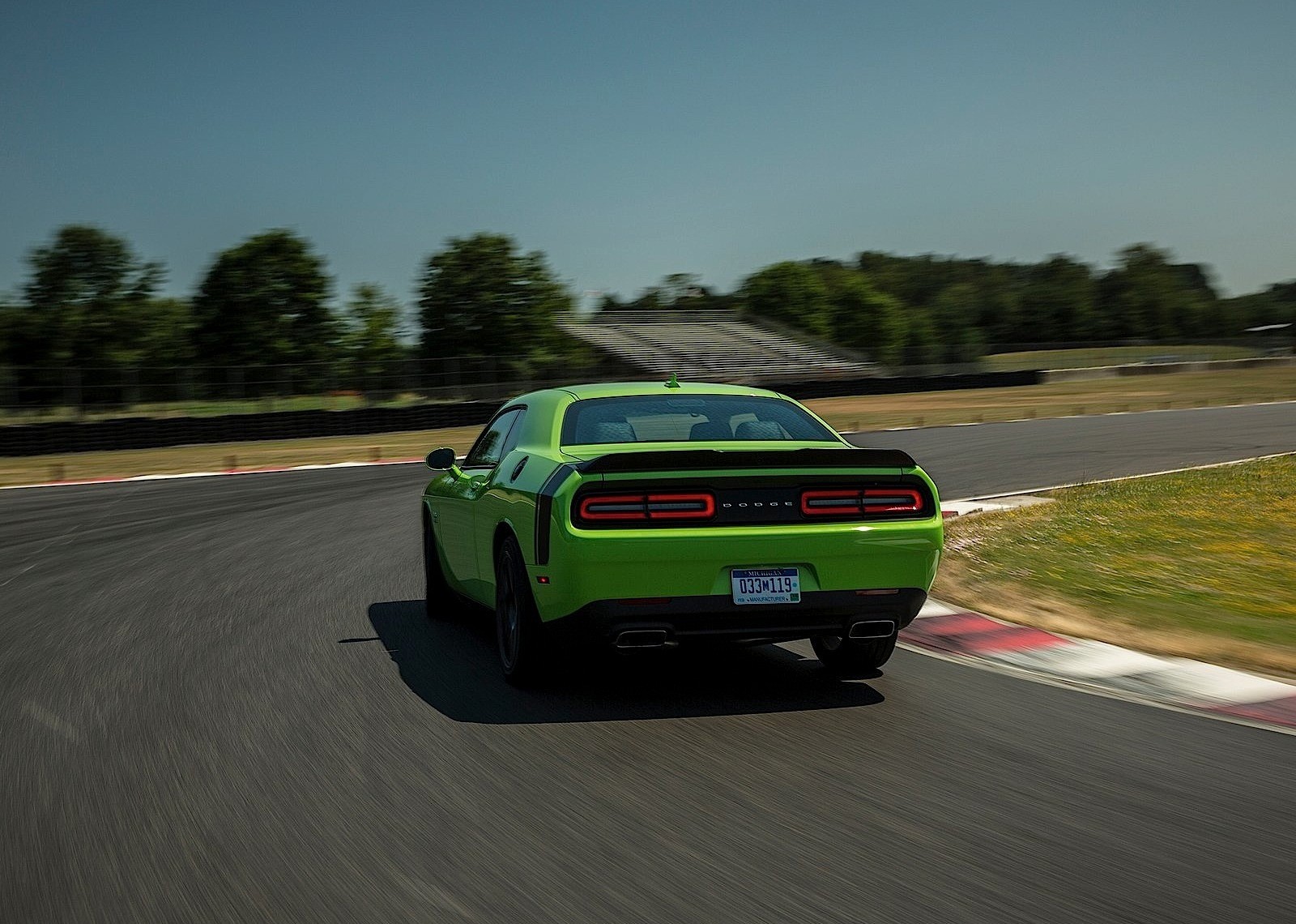 Dodge Challenger photo 82