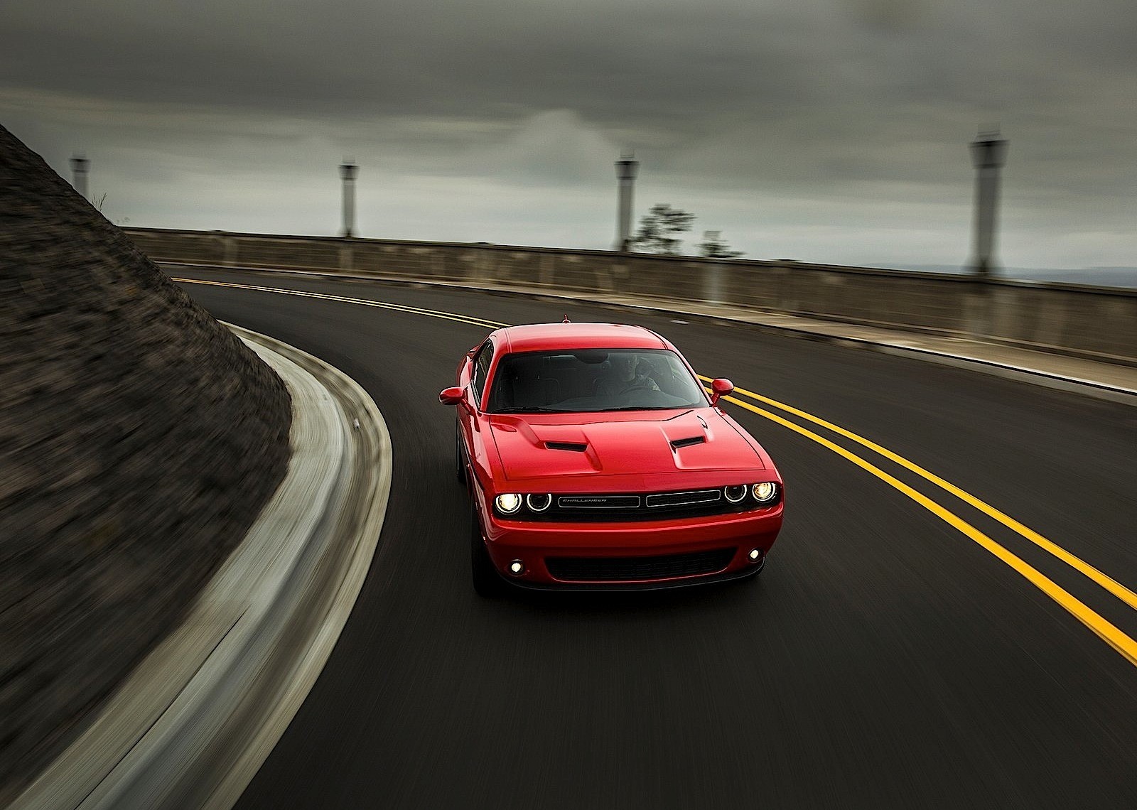 Dodge Challenger photo 92