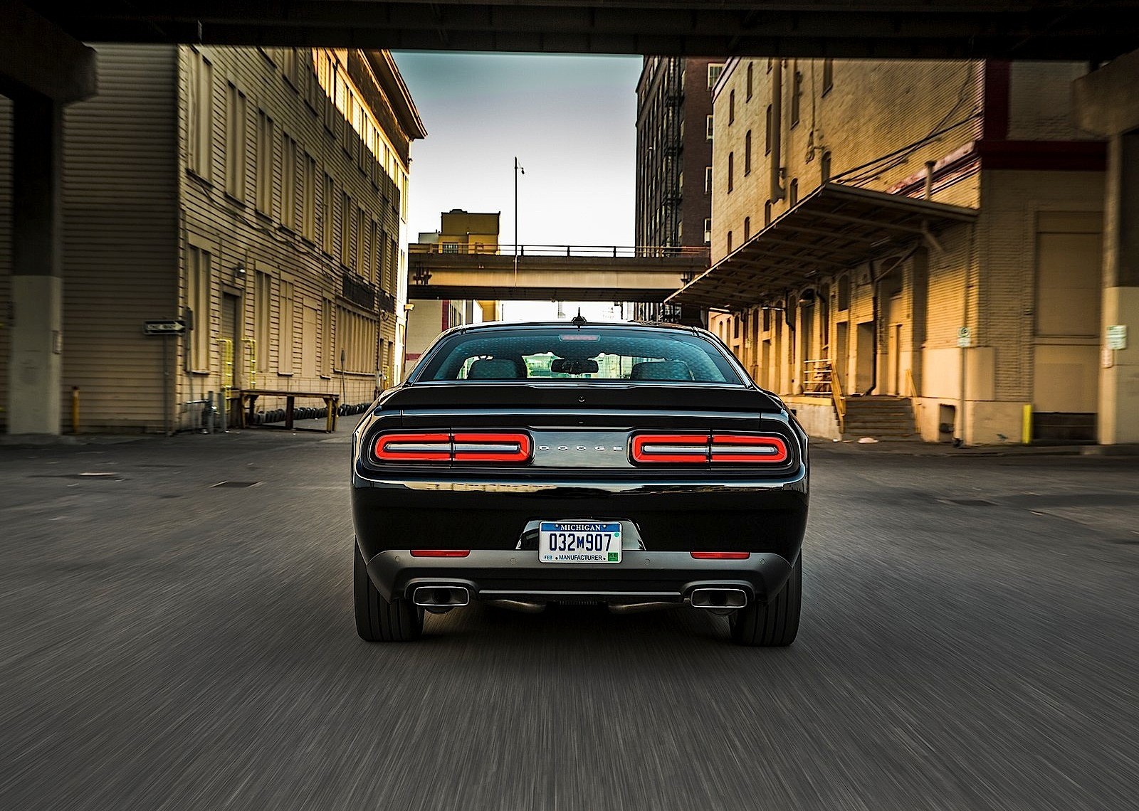 Dodge Challenger photo 97