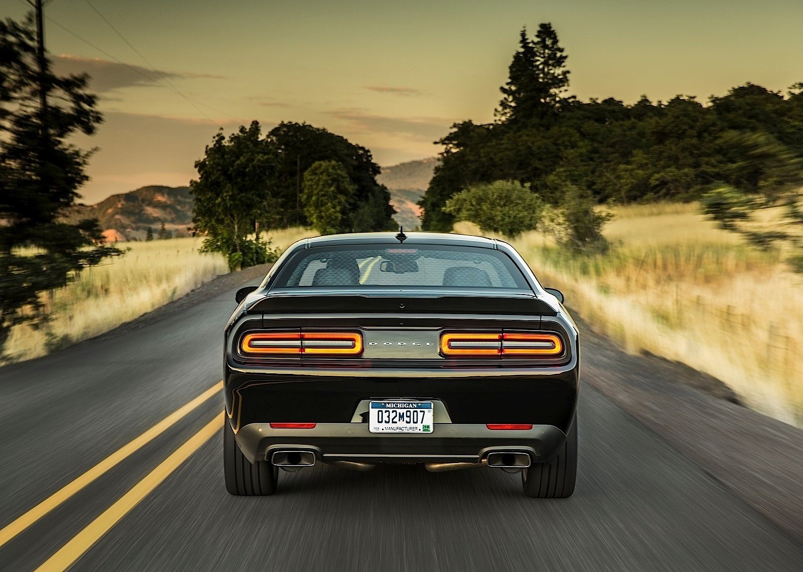 Dodge Challenger photo 98