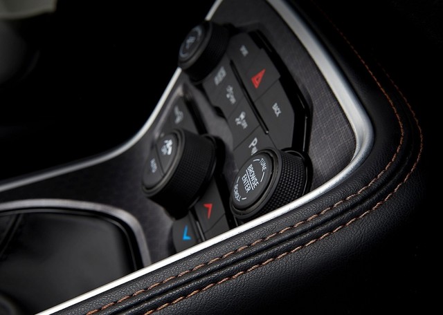 Dodge Challenger photo 126