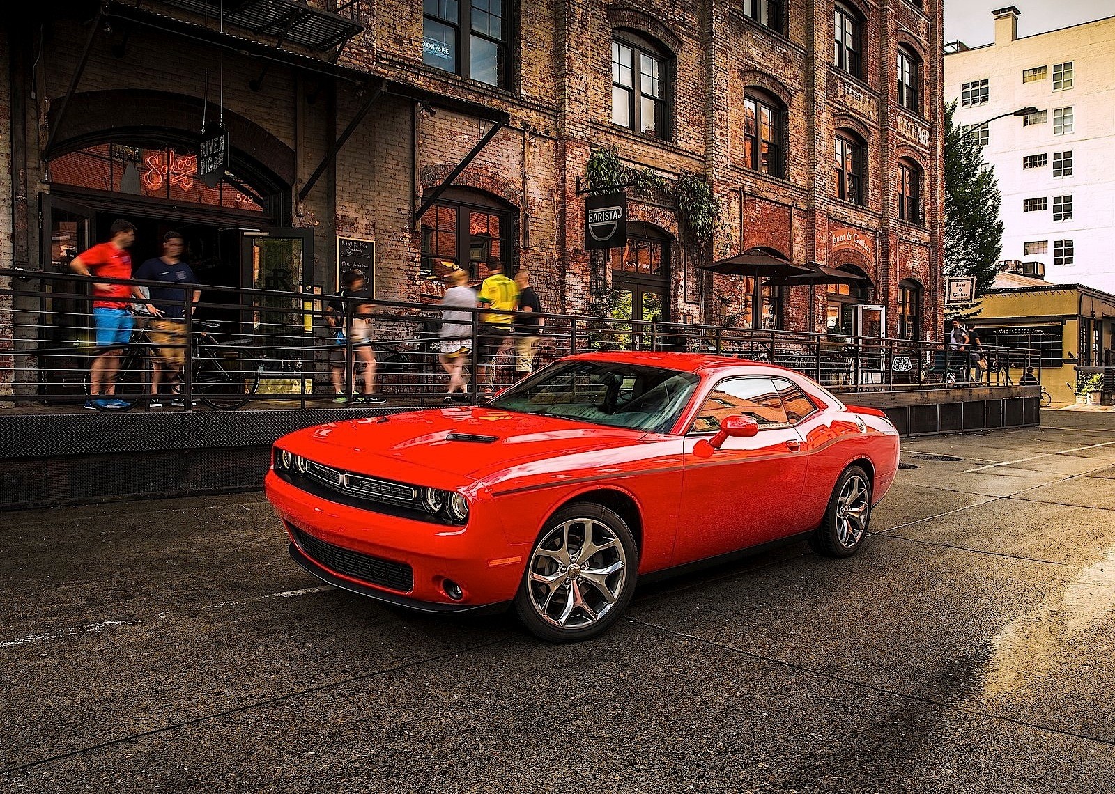Dodge Challenger photo 5