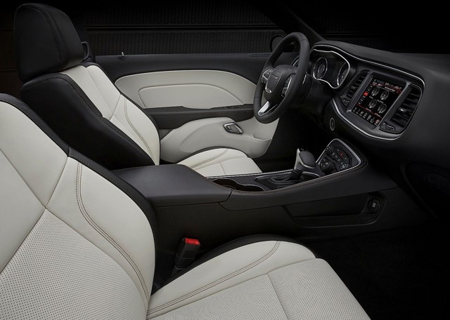 Dodge Challenger photo 113