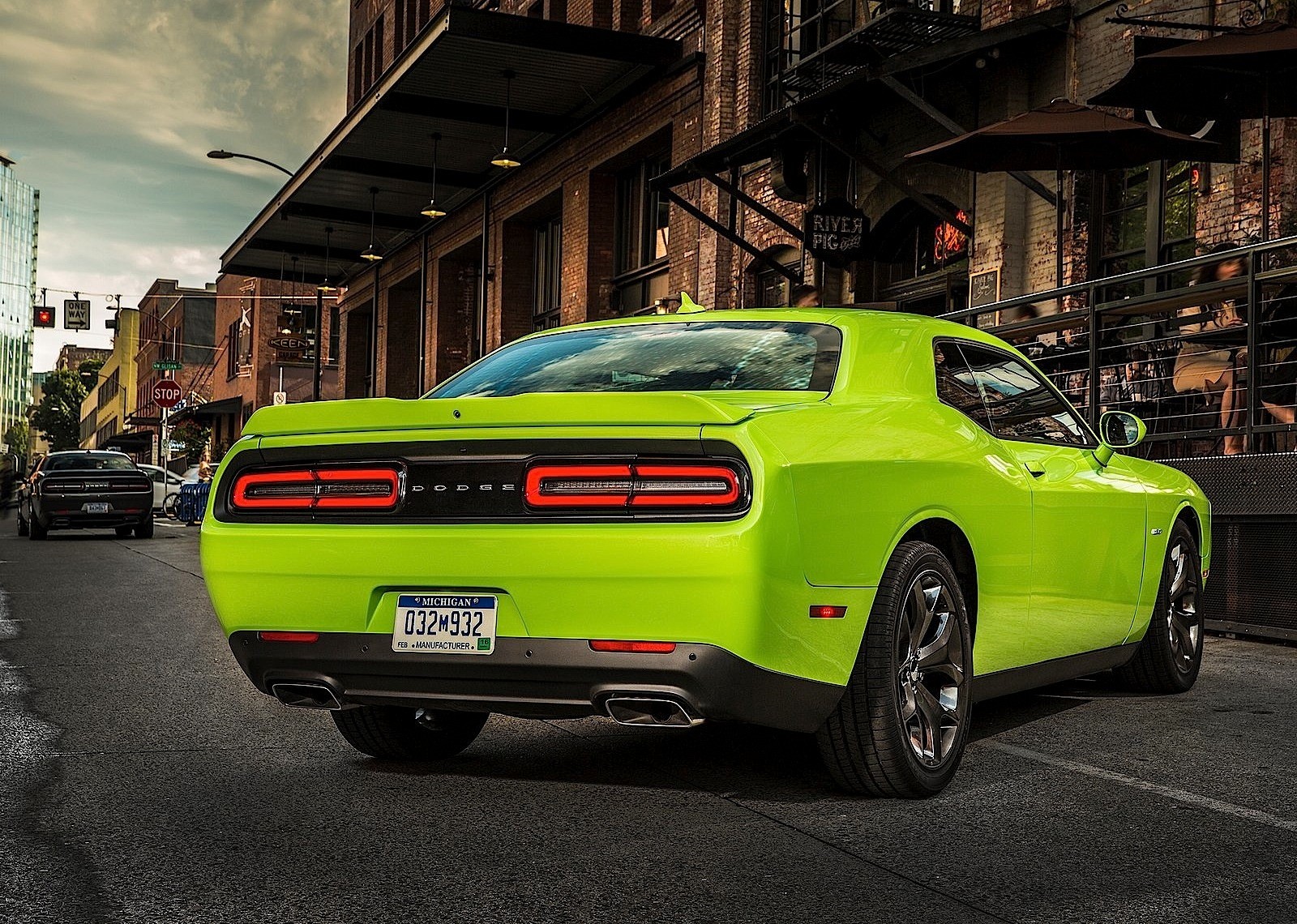 Dodge Challenger photo 25