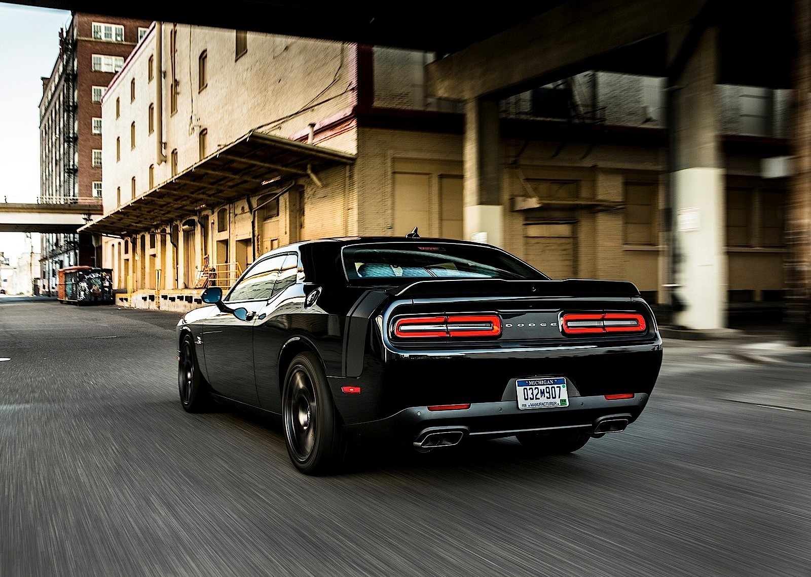 Dodge Challenger photo 26
