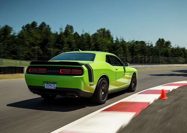 Dodge Challenger photo 27