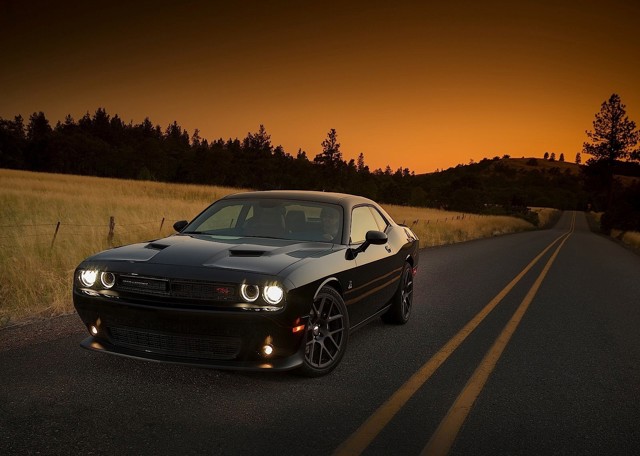 Dodge Challenger photo 28