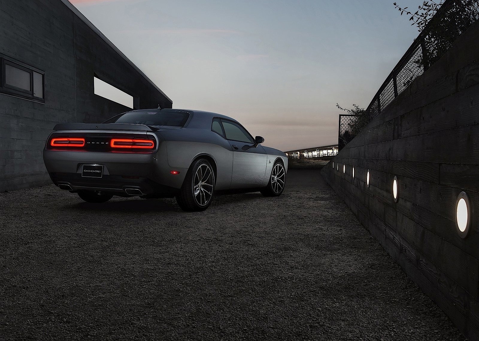 Dodge Challenger photo 70