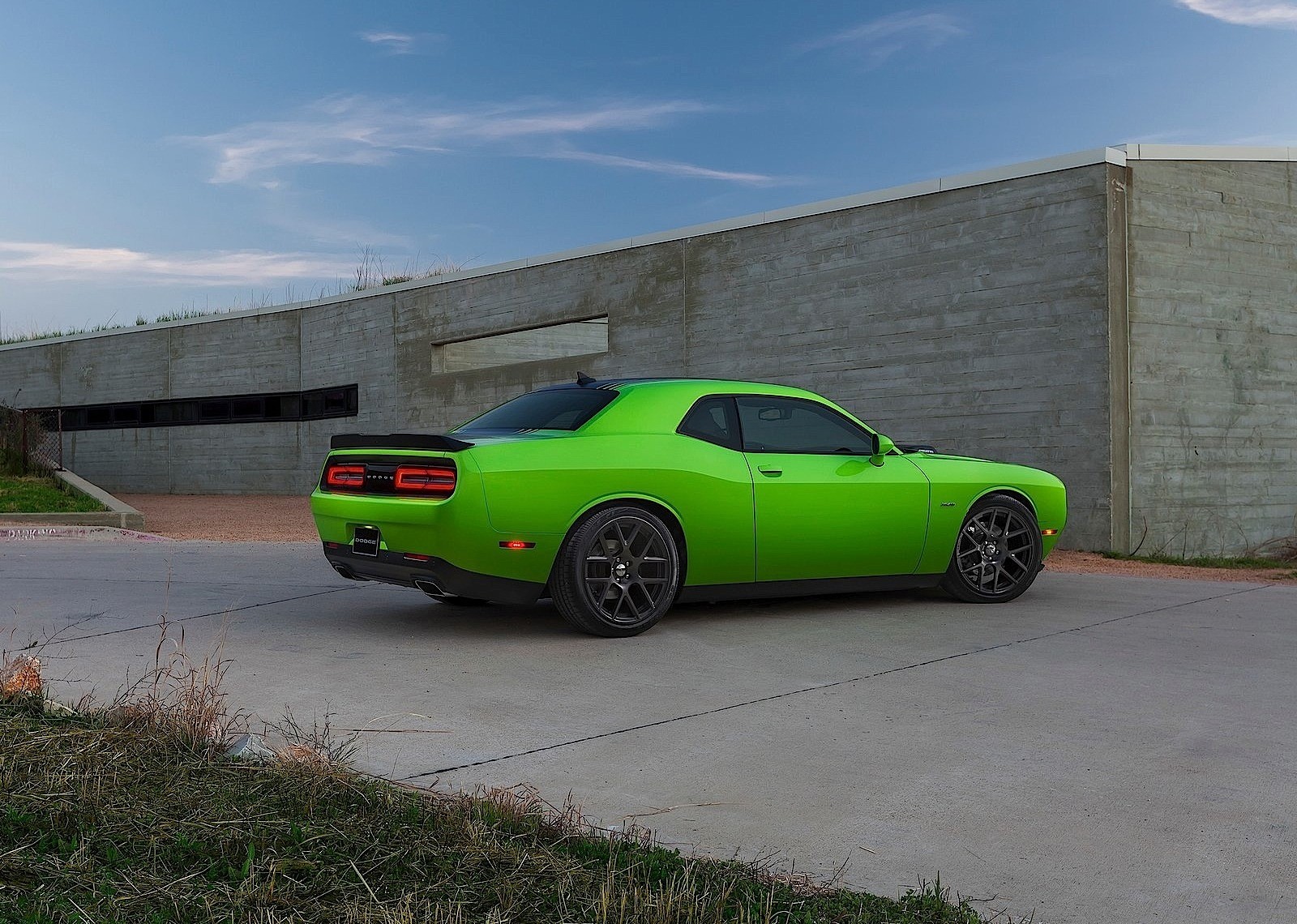 Dodge Challenger photo 74