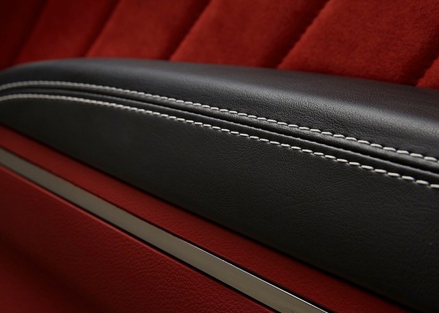 Dodge Charger Srt photo 96