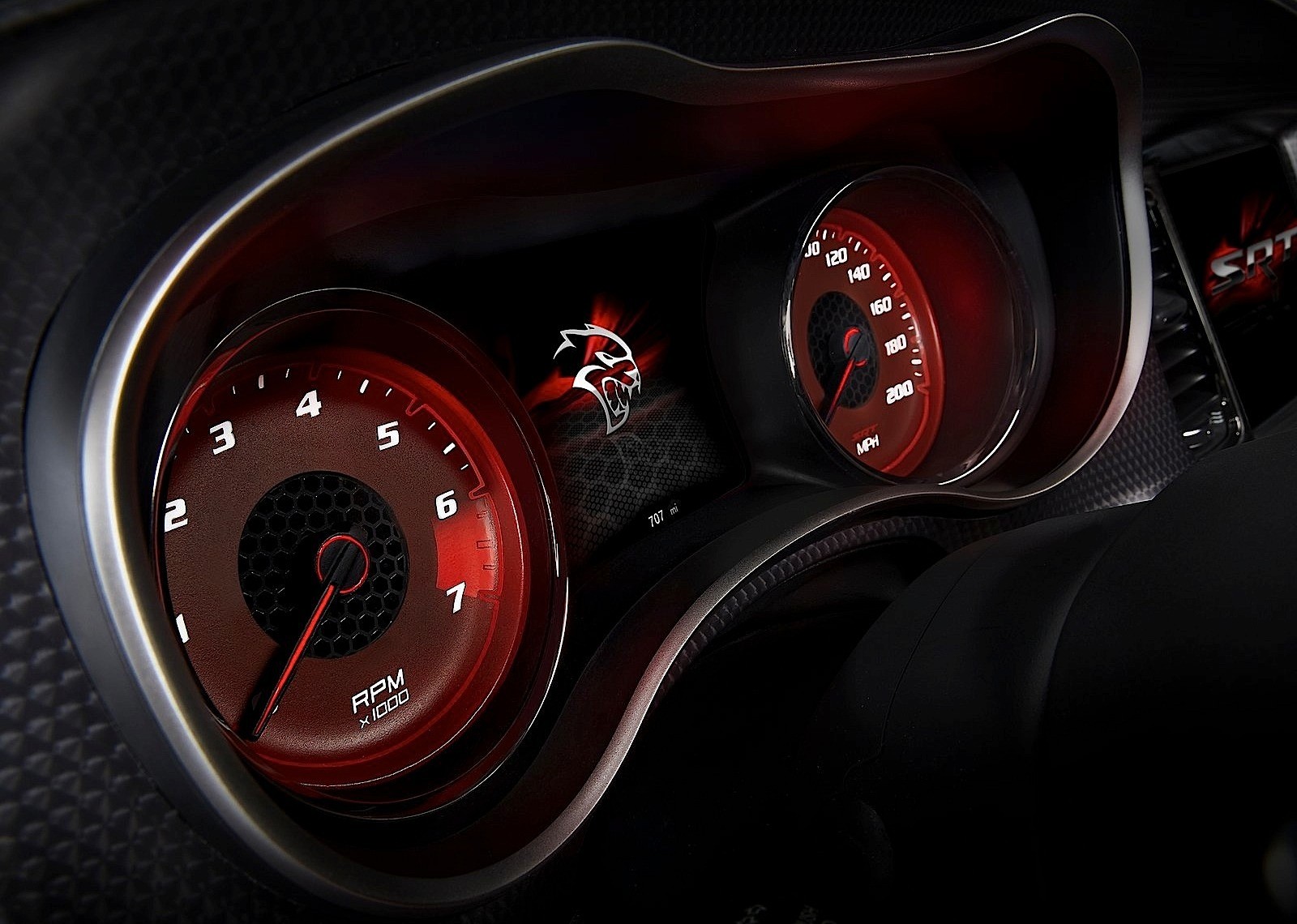 Dodge Charger Srt photo 105