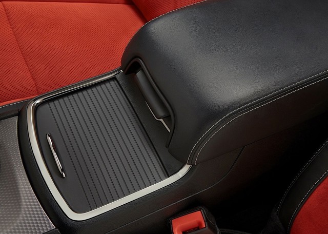 Dodge Charger Srt photo 106