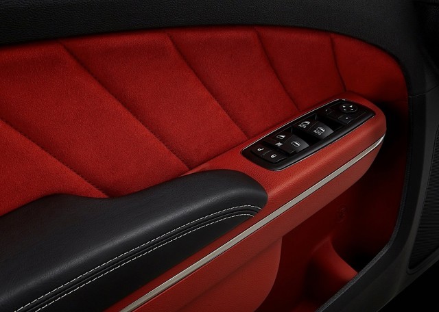 Dodge Charger Srt photo 108